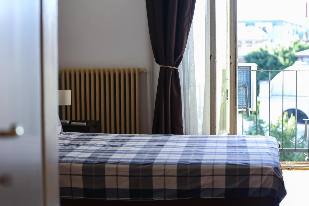 Charming Studio With City View 부쿠레슈티 외부 사진
